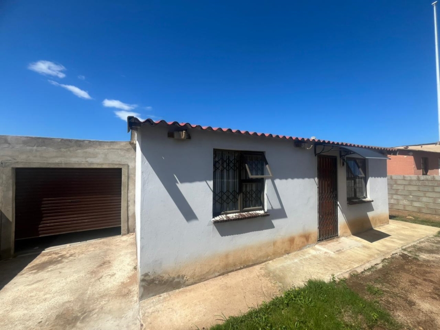 2 Bedroom Property for Sale in Kwazakhele Eastern Cape